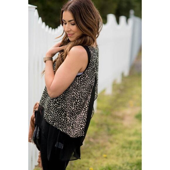 ♥ 538 ♥ (S) Chiffon Speckled Layered Blouse Tank - Picture 2 of 5